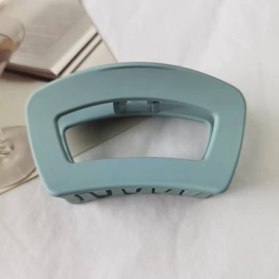 kep-cang-cua-ngan-xanh